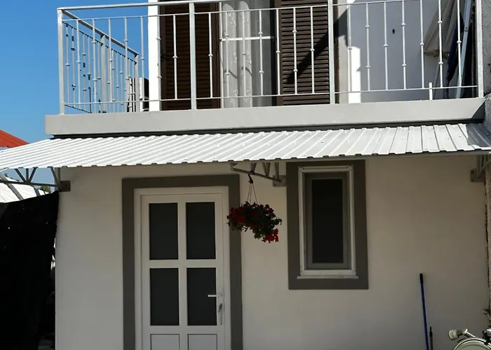 Modern Duplex Close To The Beach
